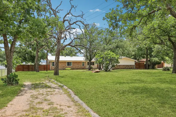 114 Agarita DR, Burnet, TX 78611