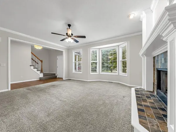 15146 W 153 TER, Olathe, KS 66062