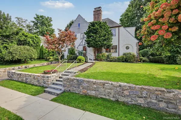 41 Maple Hill DR, Larchmont, NY 10538