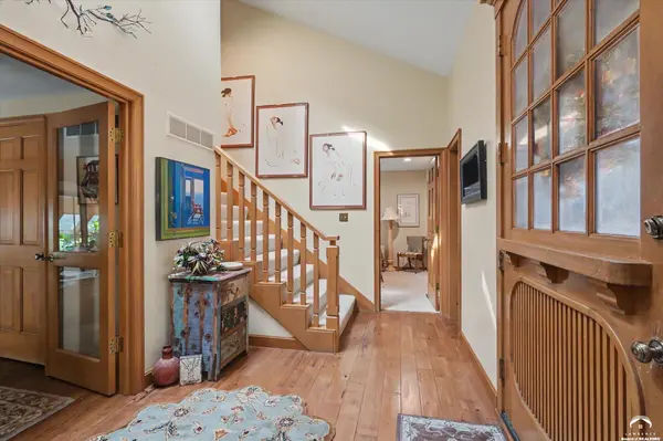 3601 Quail Creek CT, Lawrence, KS 66047
