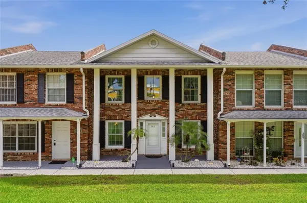 5850 CYPRESS GARDENS BLVD #303, Winter Haven, FL 33884