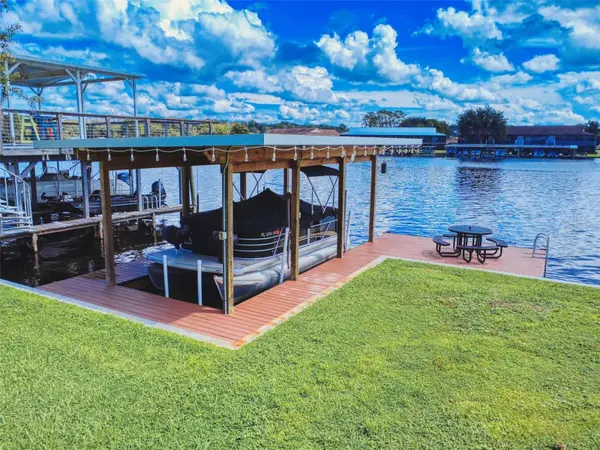 56108 SAWGRASS RD, Astor, FL 32102