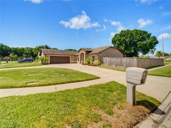5719 SWEETHEART CT, St Cloud, FL 34772