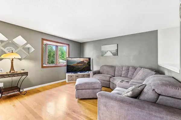 278 Morningside CIR, Saint Paul, MN 55119