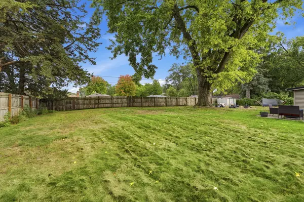 9101 Russell AVE S, Bloomington, MN 55431