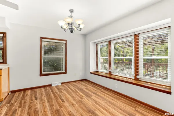 12611 W SOUTHPORT RD, Brimfield, IL 61517