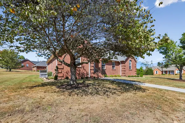 95 Maple Dr, Woodbury, TN 37190