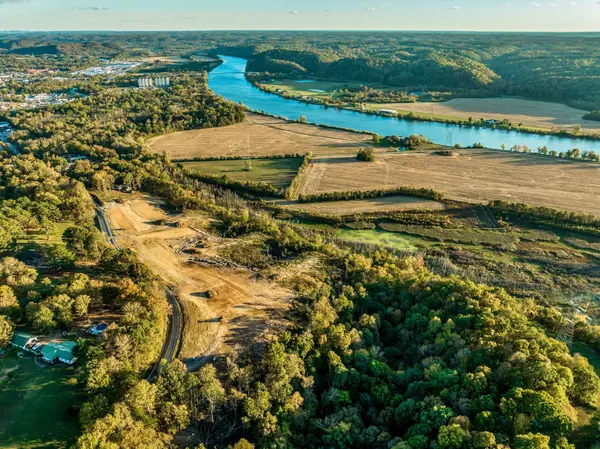 3 Hwy 12 N, Ashland City, TN 37015