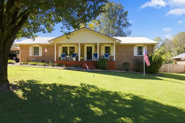 304 McKinney St, Estill Springs, TN 37330