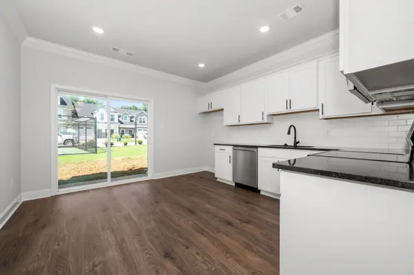 512 Rohan Drive, Murfreesboro, TN 37129