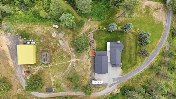 26401 E ELDER Rd, Rockford, WA 99030