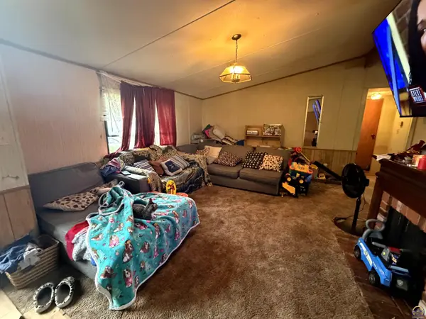 503 NE Gordon ST, Topeka, KS 66608