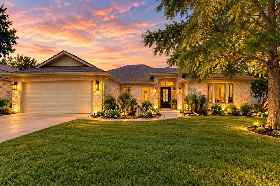124 Marion ST, Meadowlakes, TX 78654