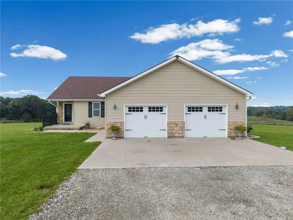 6455 SW Ore RD, Lathrop, MO 64465