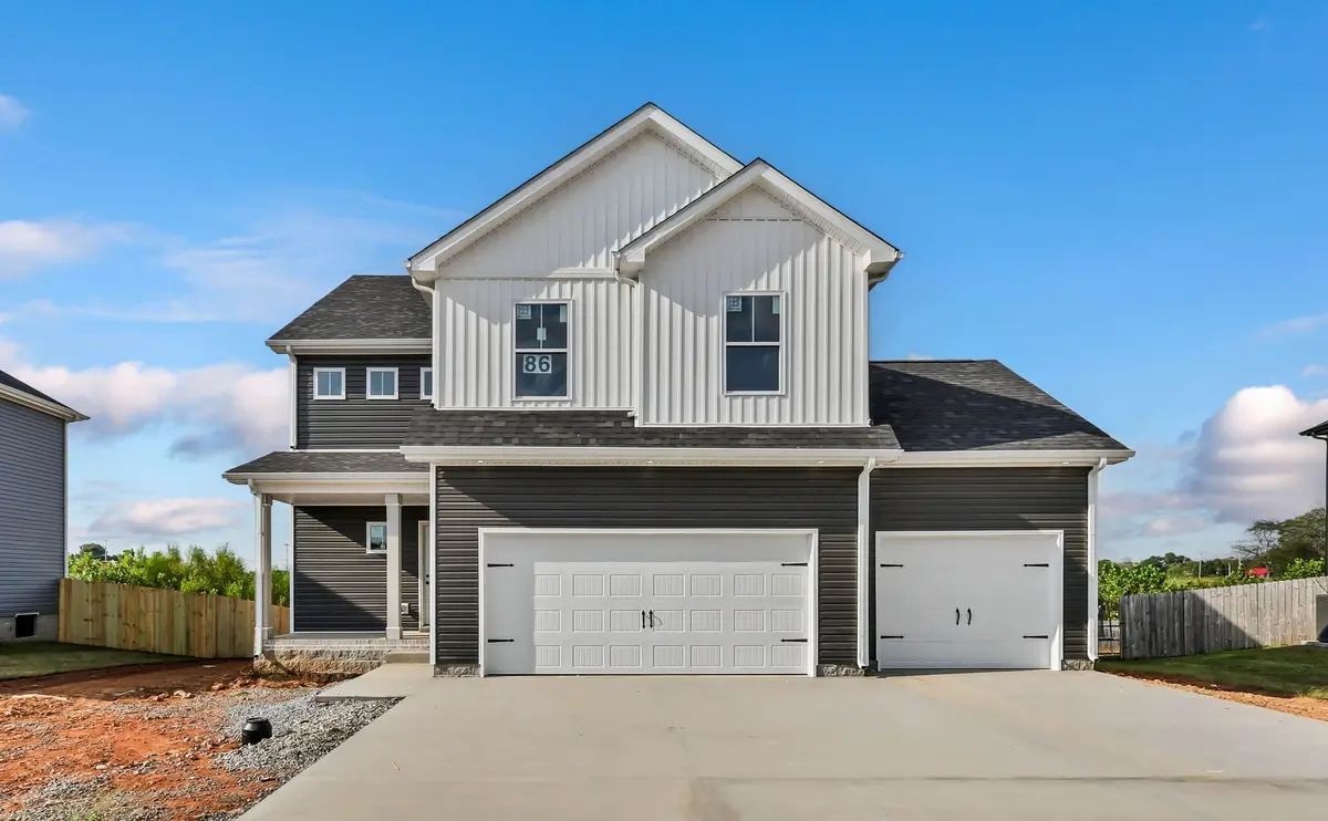 145 Monaghan Dr, Clarksville, TN 37042