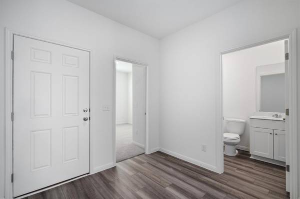 105 Bridgeview DR, Hutto, TX 78634