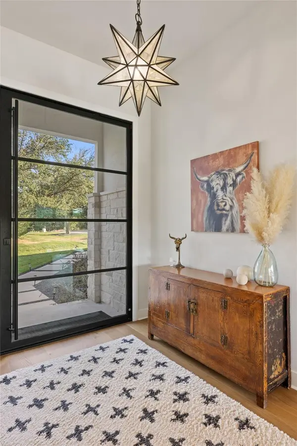 4604 Wild Cow CV, Spicewood, TX 78669