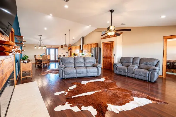 1825 Savanna Ridge Ranch RD, Lometa, TX 76853