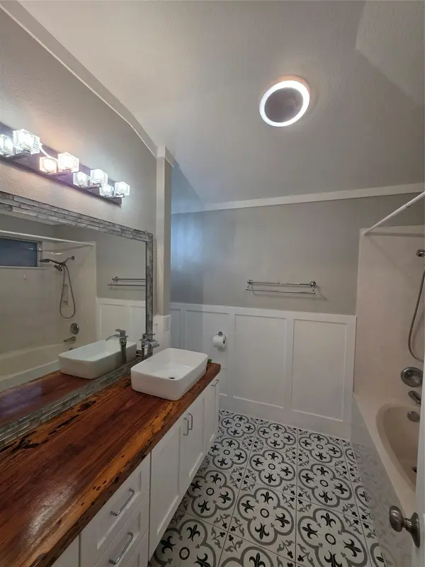 Address not disclosed, Jarrell, TX 76537