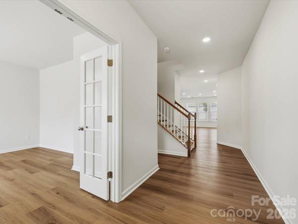 10030 Mamillion DR, Huntersville, NC 28078