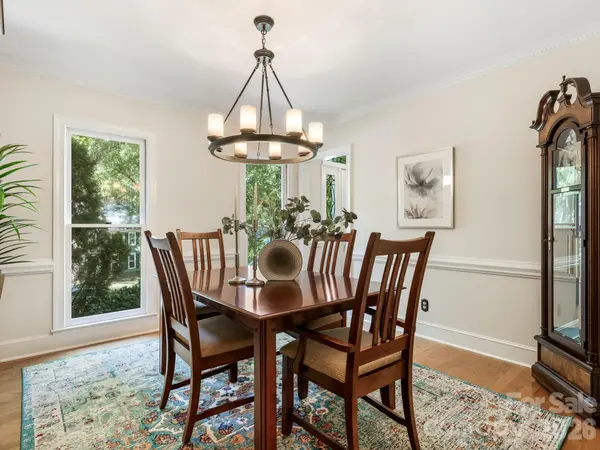 9301 Hanover South TRL, Charlotte, NC 28210