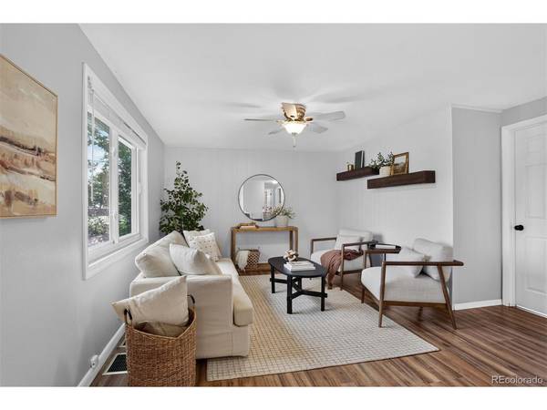 3900 S Inca, Englewood, CO 80110