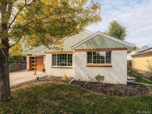 2941 Ivanhoe, Denver, CO 80207
