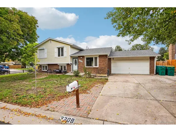 3208 S Ensenada, Aurora, CO 80013