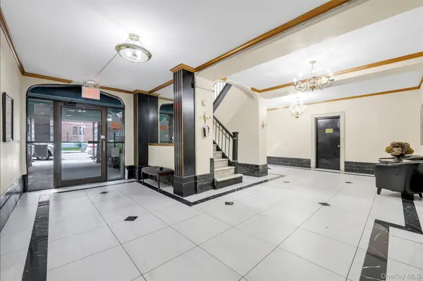 115-25 Metropolitan AVE #224, Kew Gardens, NY 11418