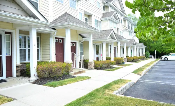 19 Putters WAY #6, Middletown, NY 10940