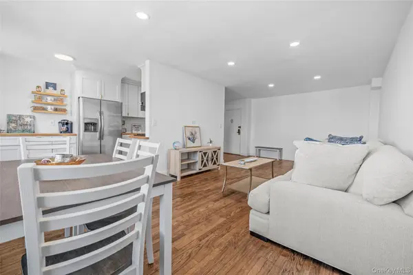 1 E Broadway #7O, Long Beach, NY 11561