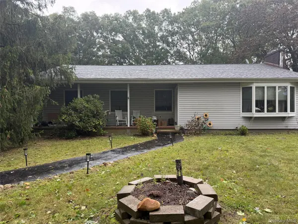 197 Rustic RD, Ronkonkoma, NY 11779