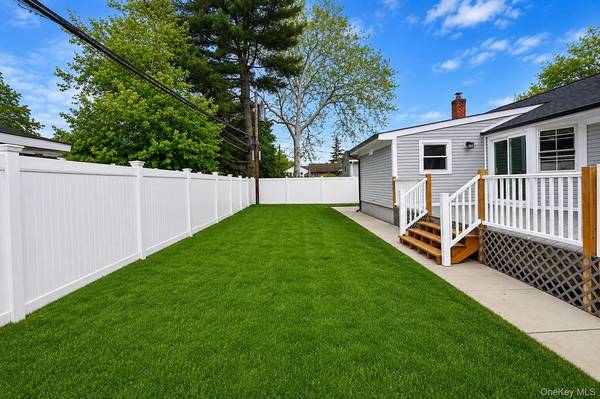 224 Hungry Harbor RD, Valley Stream, NY 11581
