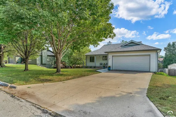 206 Tumbleweed DR, Lawrence, KS 66049
