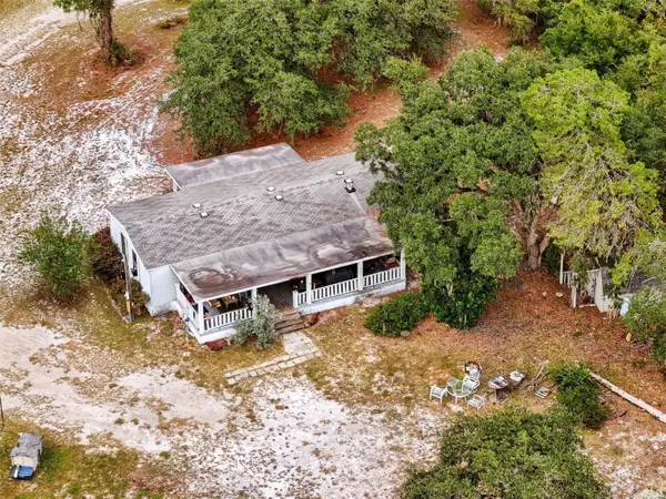 1 BAY TRAK, Ocklawaha, FL 32179