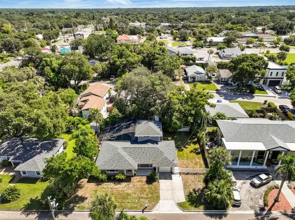 1411 SUNSET DR, Clearwater, FL 33755