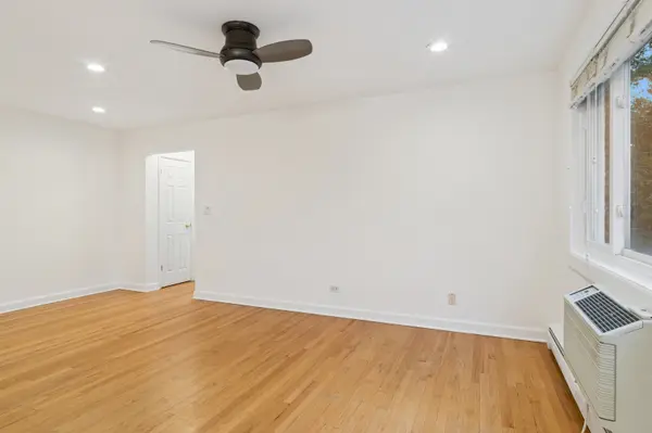 820 Seward ST #2F, Evanston, IL 60202