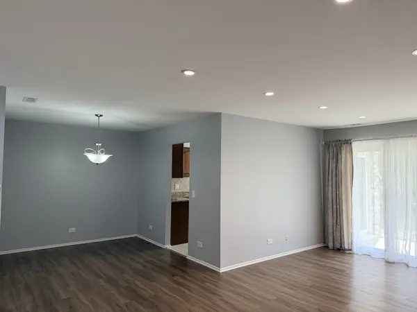 1312 coventry CIR #1312, Vernon Hills, IL 60061