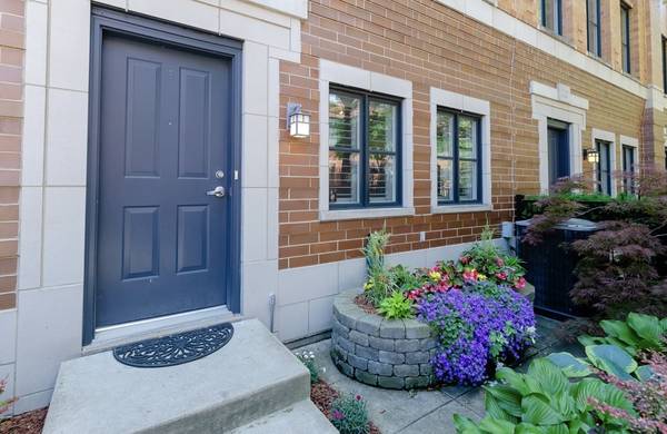 1125 W Monroe ST, Chicago, IL 60607