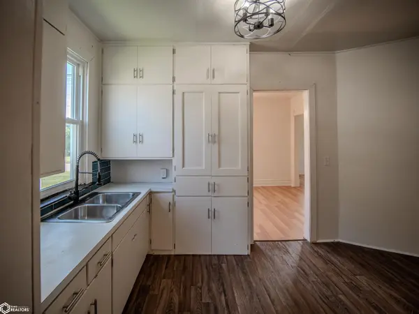 546 S 4th ST, Forest City, IA 50436