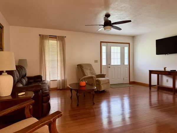 7020 S 700, North Judson, IN 46366