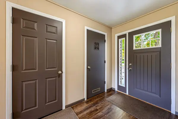 115 E Nelson ST, Litchfield, MN 55355