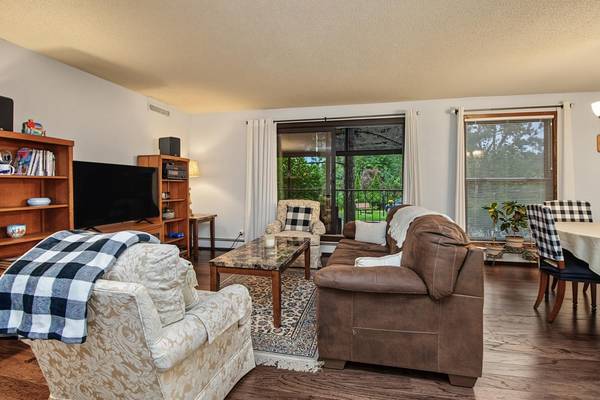 9700 Portland AVE S #128, Bloomington, MN 55420