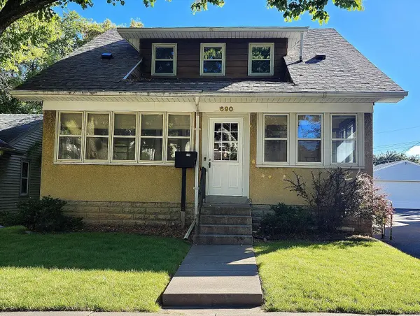 690 Ohio ST, Saint Paul, MN 55107