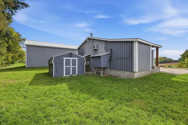 520 & 522 Highway 7 E, Hutchinson, MN 55350