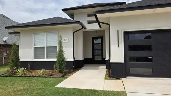 321 Greens Parkway, Norman, OK 73069