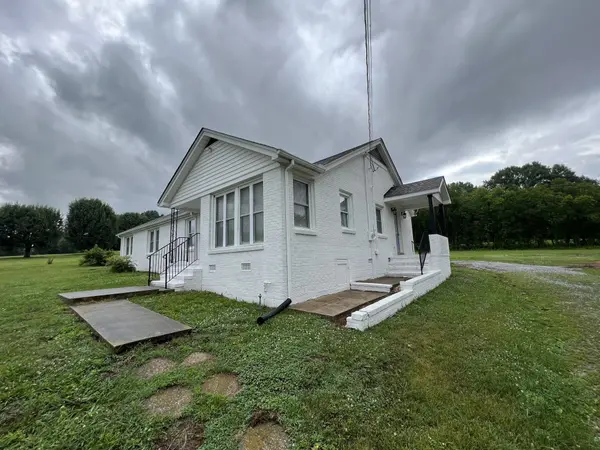 8262 Horton Hwy, College Grove, TN 37046