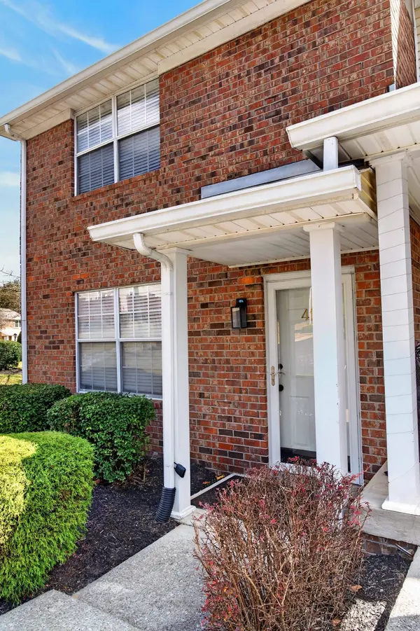 413 S Timber Dr, Nashville, TN 37214
