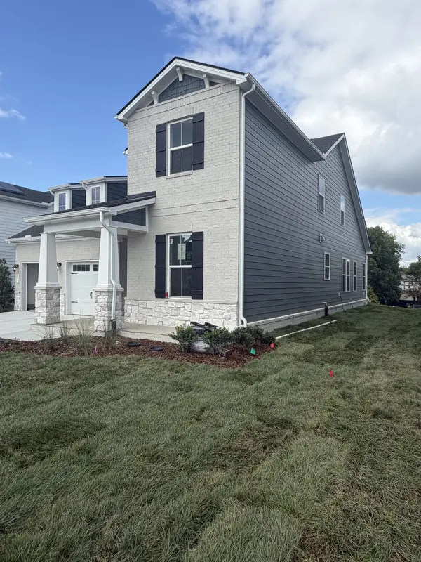 5325 Ostergaard Way, Thompsons Station, TN 37179