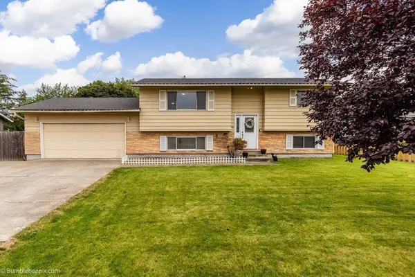 116 S Greenacres Rd, Greenacres, WA 99016